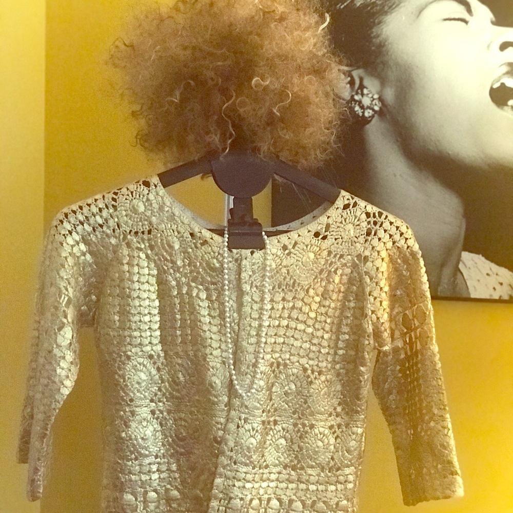 Wig,pearls not included . Knit cropped sweater .